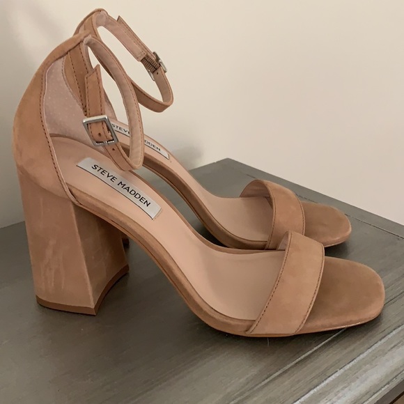 Steve Madden heels - Picture 2 of 3
